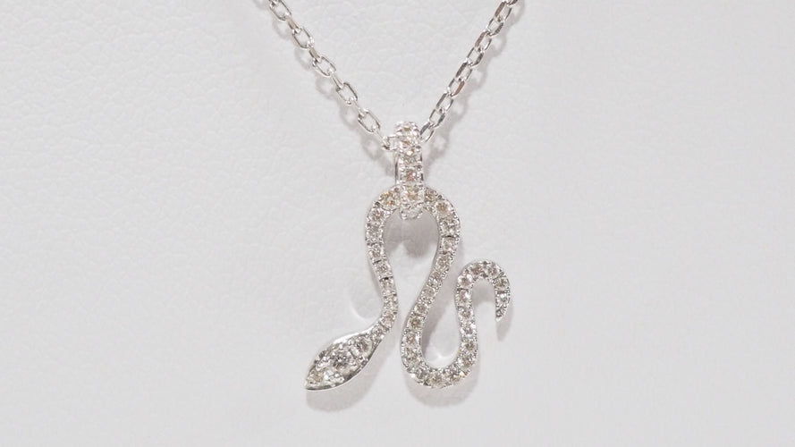 Collier Collier Messika "snake" en or blanc et diamants 58 Facettes 32005