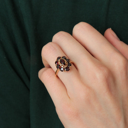 Bague 49.5 Bague Marguerite grenats 58 Facettes