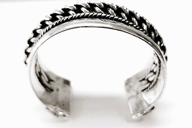 Bracelet Bracelet manchette argent massif 58 Facettes RA-628