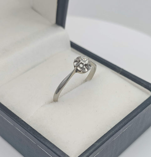 Bague 53 Bague vintage solitaire diamant or gris 18K 58 Facettes