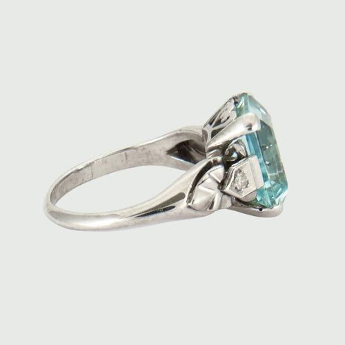 Bague 54 Bague design ART DÉCO des années 1920-30 en or 18 kt avec diamants et aigue-marine 58 Facettes A2491 (602)