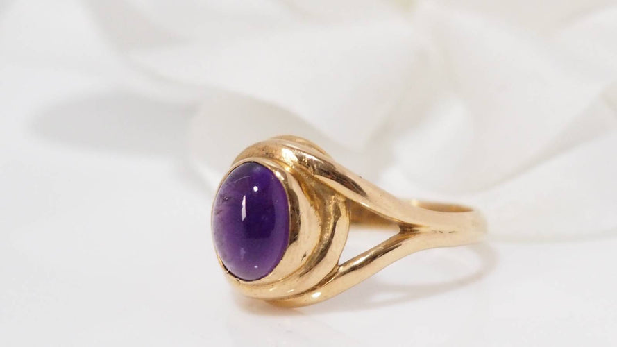 Bague Bague vintage en or jaune et améthyste 58 Facettes 31231