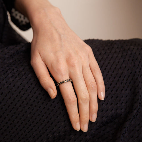 Bague 52 Alliance en Or gris, saphirs 58 Facettes