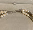 Collier POIRAY - Collier "Roseau" Perles Akoyas Or Gris 58 Facettes BS123