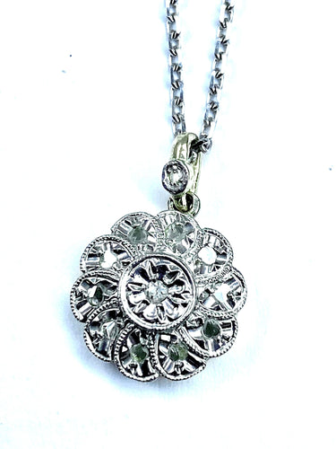 Collier Pendentif fleur en diamants 58 Facettes