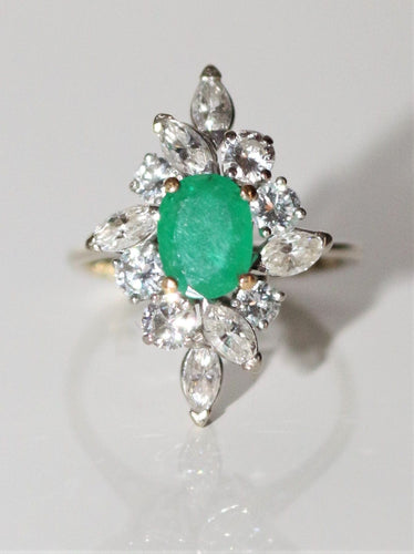 Bague 52 Bague Navette Emeraude et Diamants 58 Facettes 507