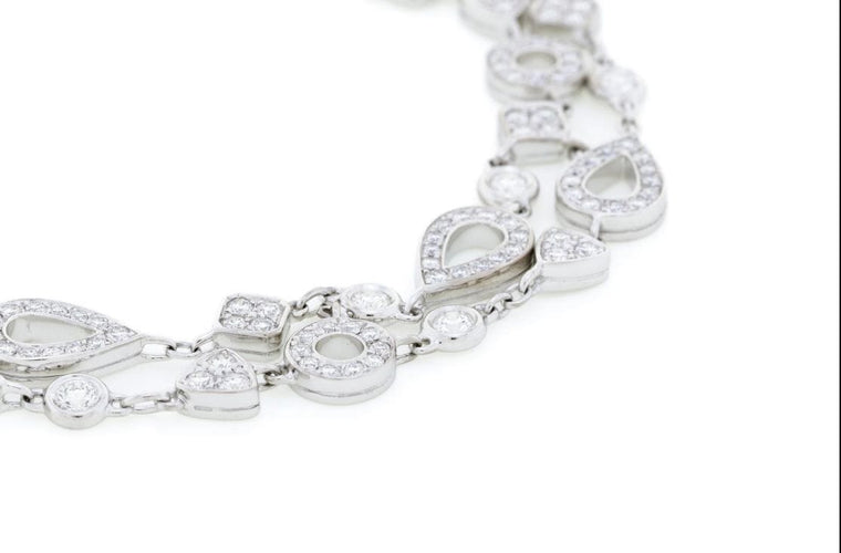 Bracelet CHAUMET. Collection Joséphine, bracelet or blanc et diamants 58 Facettes