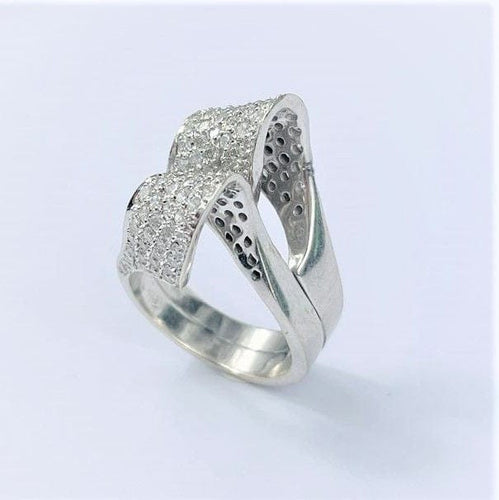 Bague 53 Bague Originale en Or Blanc & Diamants 58 Facettes 20400000569