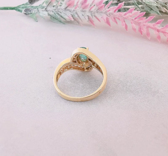 Bague Bague Emeraude Diamants Or jaune 58 Facettes AA 1488