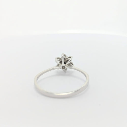 Bague 59 Bague Marguerite Or Blanc Diamants Emeraude 58 Facettes 27850