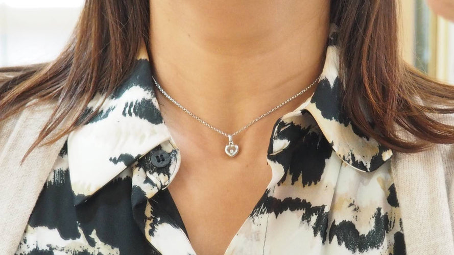 Collier 37cm Chopard - Collier Happy Diamonds cœur en or blanc et diamant 58 Facettes 32410