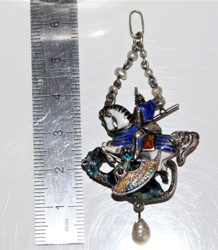 Pendentif Pendentif en argent émaillé 58 Facettes 508