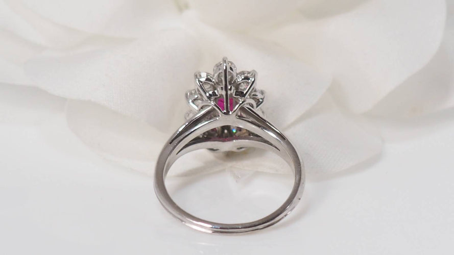 Bague 51 Bague marquise or blanc, rubis navette et diamants 58 Facettes 31031