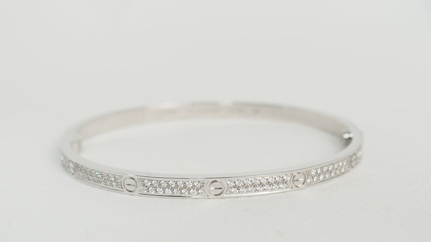 Bracelet 17 Bracelet Cartier Love en or blanc et diamants 58 Facettes 32264