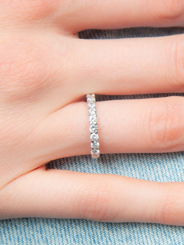 Bague 52 ALLIANCE DEMI TOUR EN OR BLANC ET DIAMANTS 58 Facettes 160019