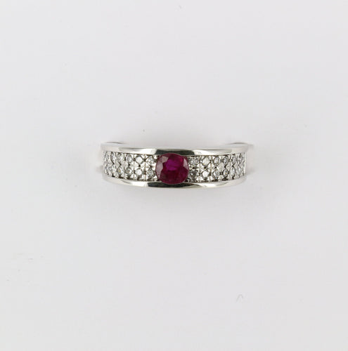 Bague 54 Bague Rubis et Diamants en or blanc 58 Facettes