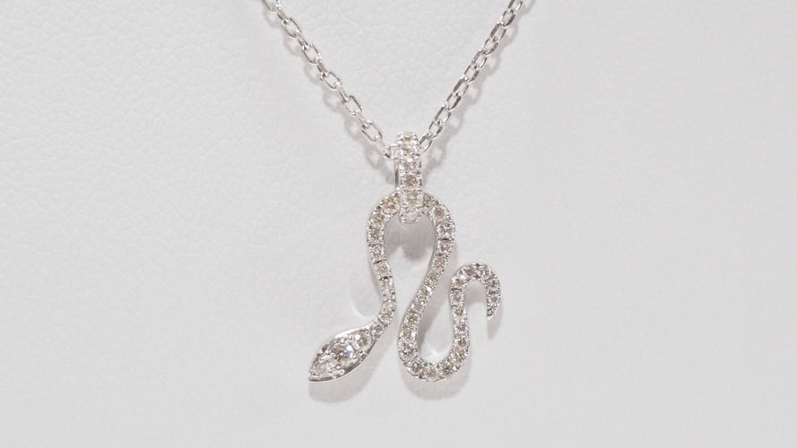 Collier Collier Messika "snake" en or blanc et diamants 58 Facettes 32005