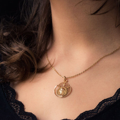Pendentif Médaille ancienne or rose Vierge auréolée 58 Facettes 19-675