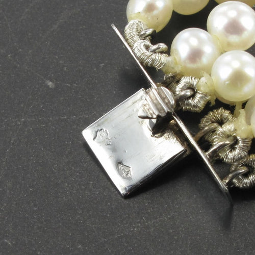 Collier Collier en perles fermoir broche diamants 58 Facettes 05-092-6829928