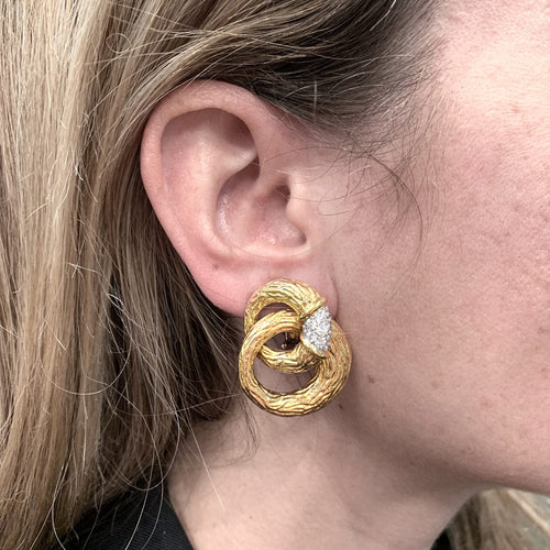 Boucles d'oreilles Boucles d'oreilles Boucheron en or jaune et diamants. 58 Facettes 30675