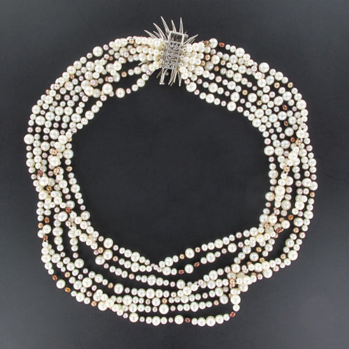 Collier Collier en perles fermoir broche diamants 58 Facettes 05-092-6829928