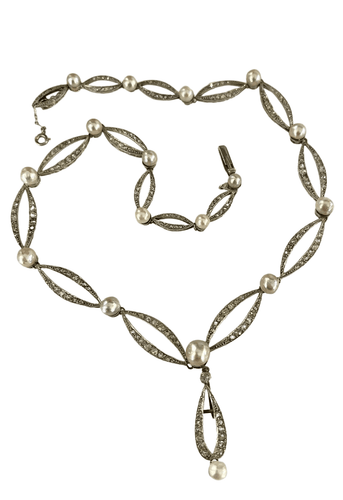 Collier Collier En Platine Et Perles Fines 58 Facettes 1026436