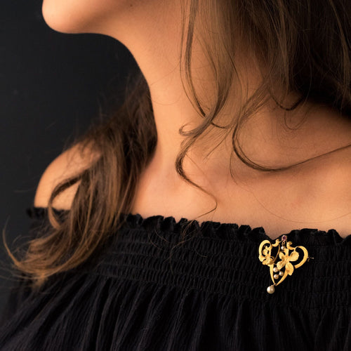 Broche Broche art nouveau rubis perles 58 Facettes 18-016A