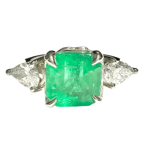 Bague Bague Emeraude Diamants 58 Facettes Q825A